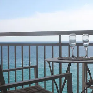 apartamento-primera-lnea-de-mar.catalonia-hotels.com/